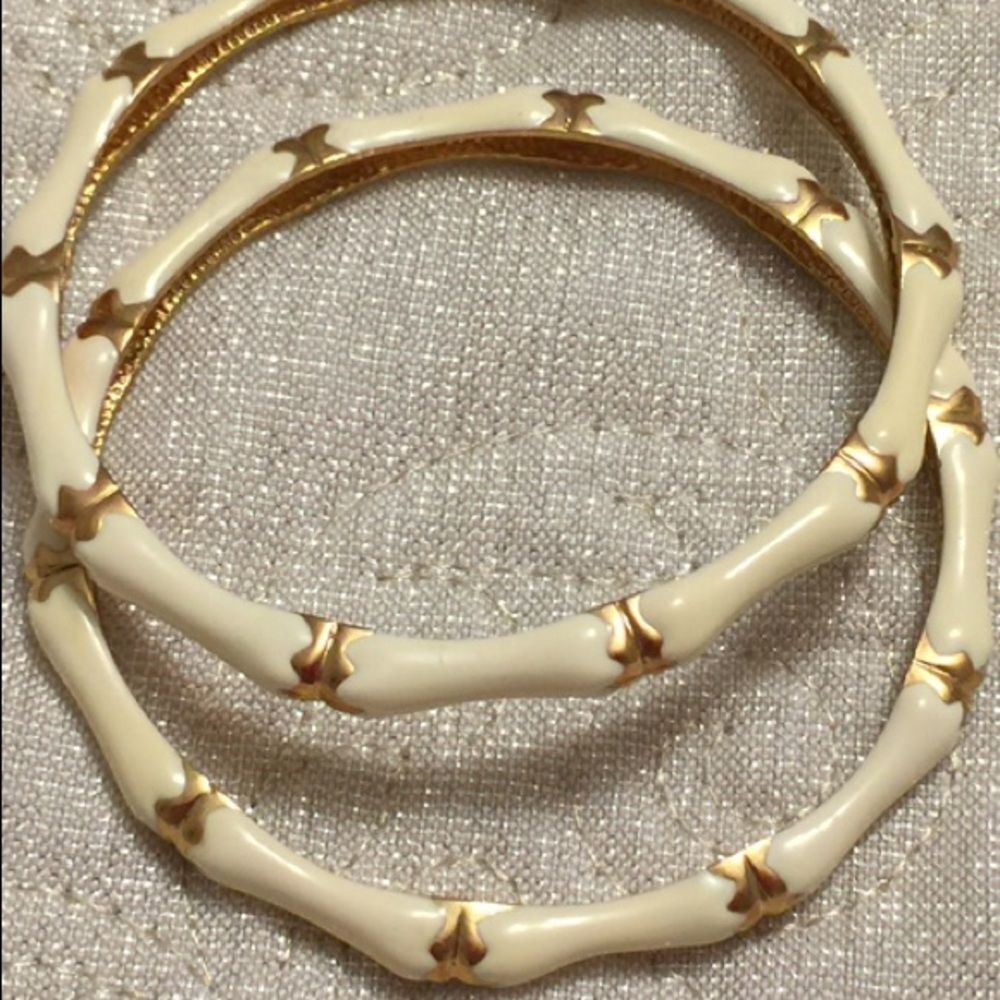 Beautiful Cache bangles - Picture 2 of 4